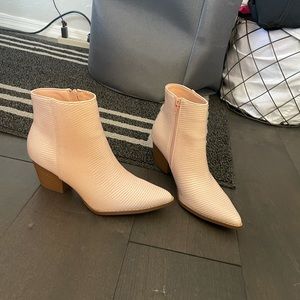 NWOT Lulus X Matisse Spirit Boots